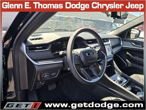 New 2026 Jeep Grand Cherokee Limited AWD/4WD image 8