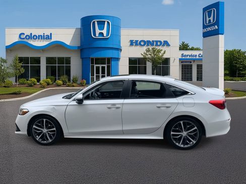 Certified 2023 Honda Civic Touring image 3