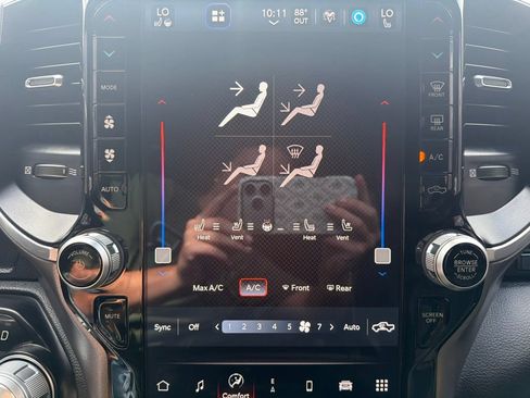 Used 2023 RAM 1500 Laramie AWD/4WD image 37