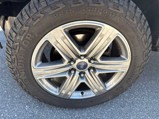 Used 2014 Ford F150 XLT AWD/4WD image 16