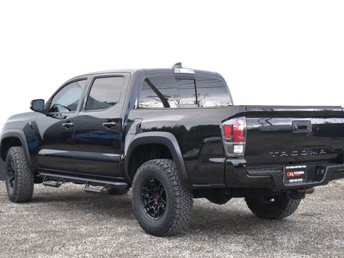 Used 2021 Toyota Tacoma TRD Pro image 2