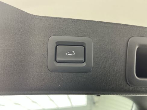 Used 2023 MAZDA CX-5 Signature image 33