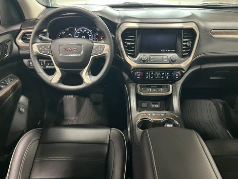 Certified 2023 GMC Acadia Denali w/ Black Diamond Edition AWD/4WD image 12