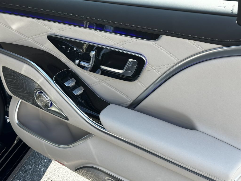 New 2026 Mercedes-Benz Maybach S 680 4MATIC image 23