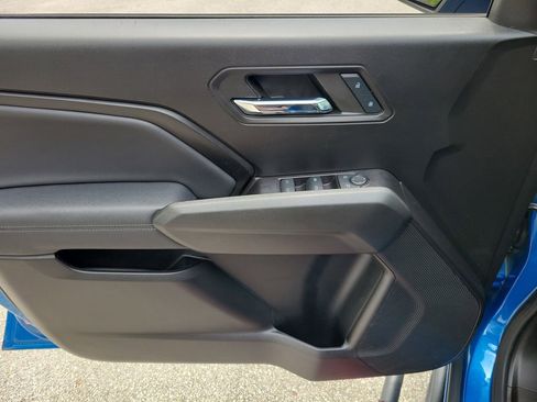 Used 2024 Chevrolet Colorado LT w/ LT Convenience Package RWD image 13
