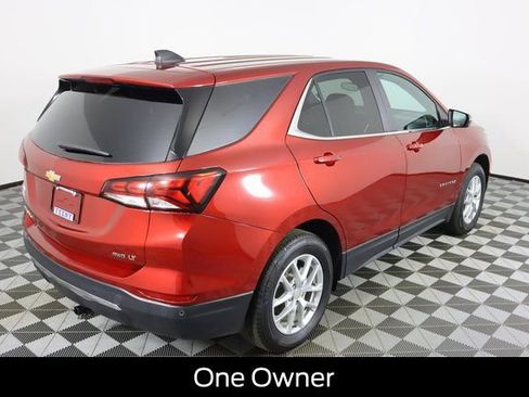 Used 2024 Chevrolet Equinox LT image 3