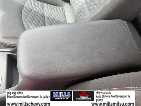 Used 2020 Chevrolet Equinox LT FWD image 19