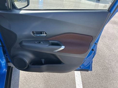 Used 2023 Nissan Kicks SR image 37