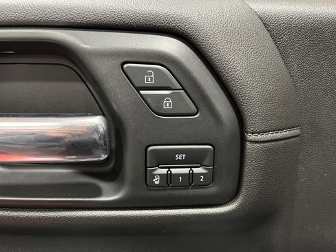 Used 2020 GMC Sierra 1500 SLT w/ SLT Premium Package image 21