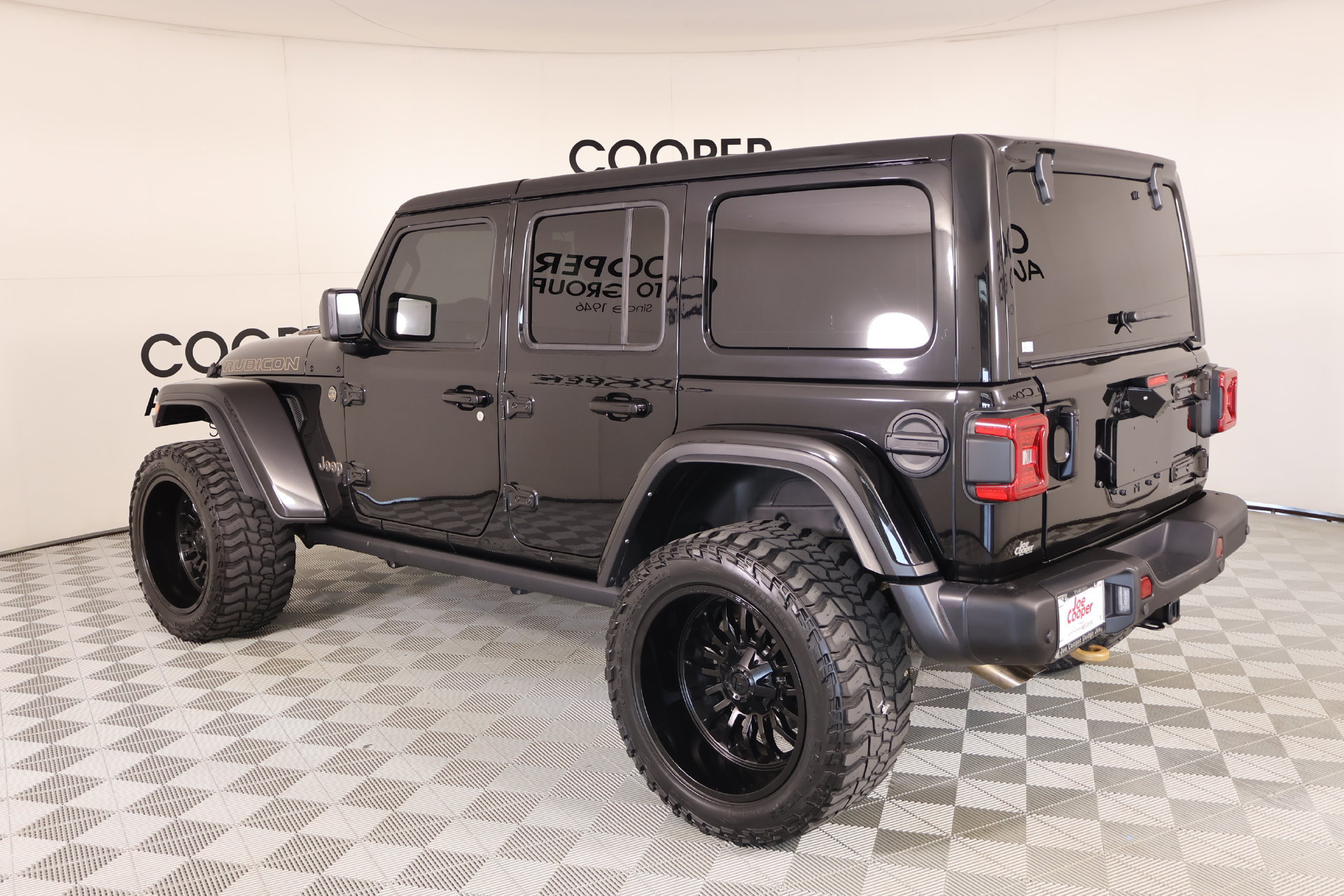 Used 2024 Jeep Wrangler Unlimited Rubicon 392 AWD/4WD image 23