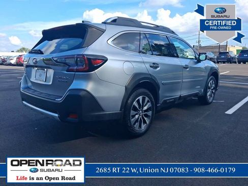 Certified 2023 Subaru Outback Touring AWD/4WD image 3