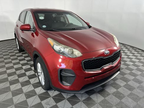 Used 2017 Kia Sportage LX FWD image 2