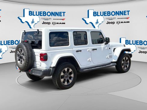 Certified 2020 Jeep Wrangler Unlimited Sahara AWD/4WD image 5