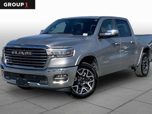 Used 2025 RAM 1500 Laramie AWD/4WD image 1