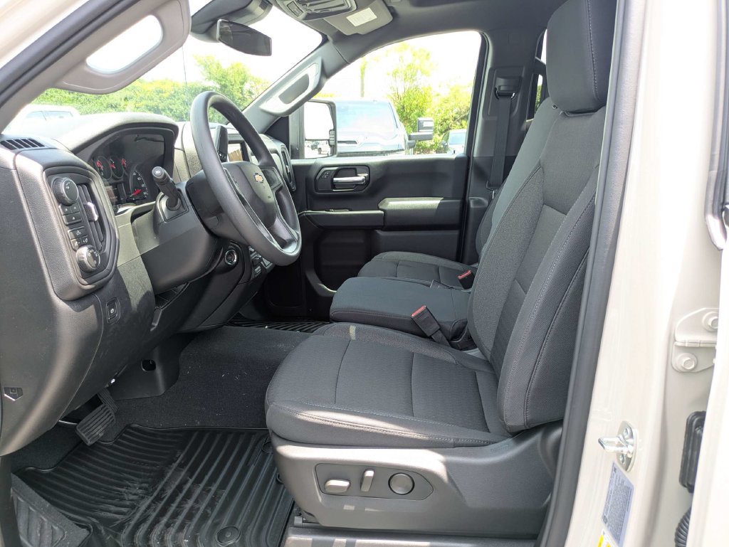 New 2026 Chevrolet Silverado 2500 Custom w/ Custom Convenience Package AWD/4WD image 20