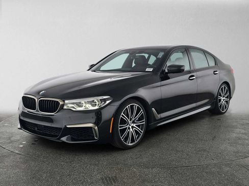 Used 2018 BMW M550i xDrive AWD/4WD image 7
