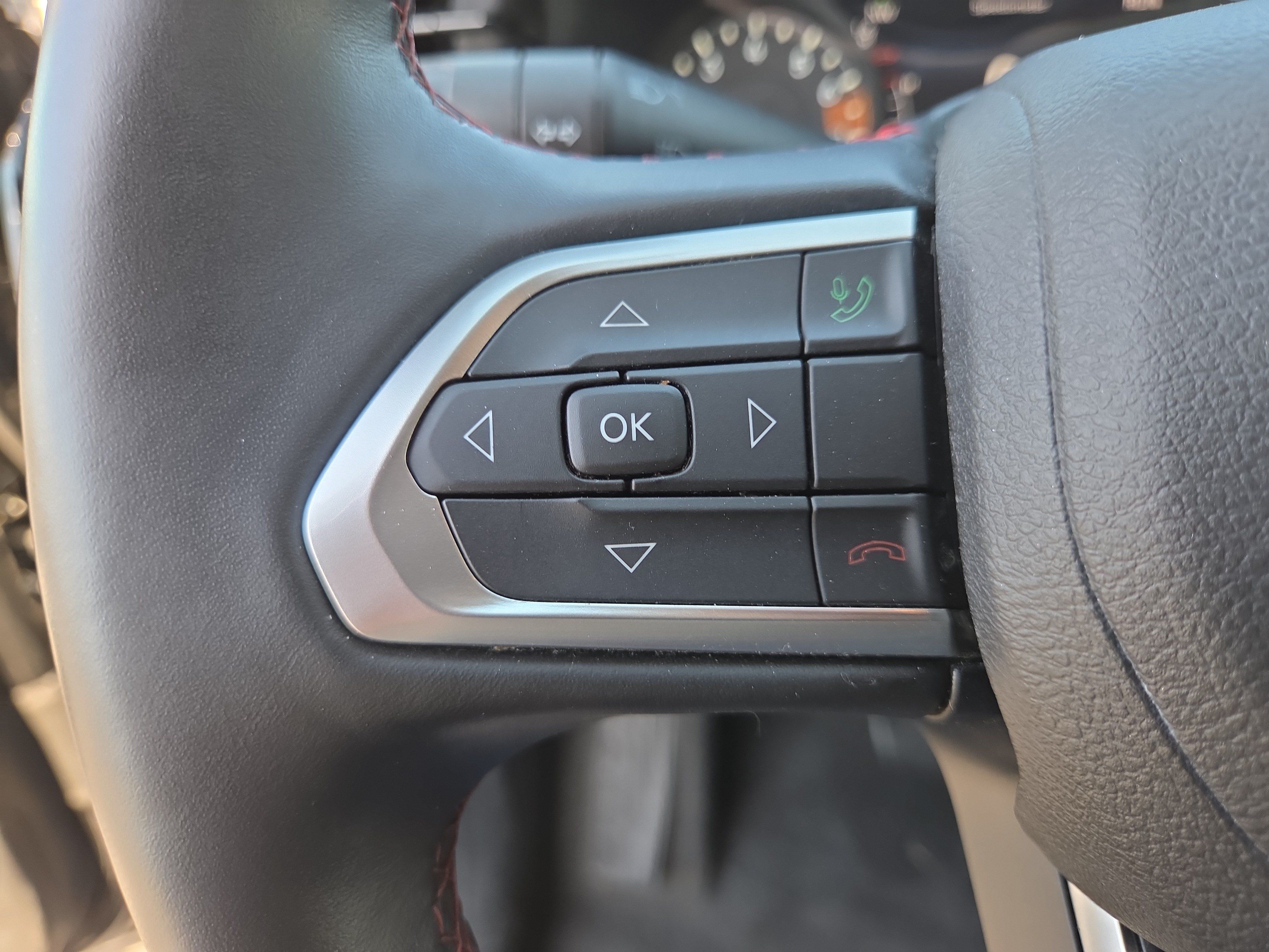 Certified 2022 Jeep Compass Trailhawk w/ Trailhawk Convenience Group AWD/4WD image 29