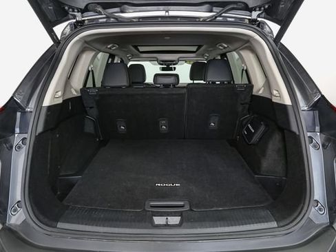 Used 2023 Nissan Rogue SV w/ SV Premium B Package AWD/4WD image 10