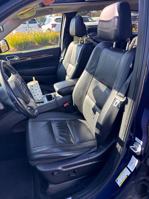 Used 2013 Jeep Grand Cherokee Limited RWD image 4