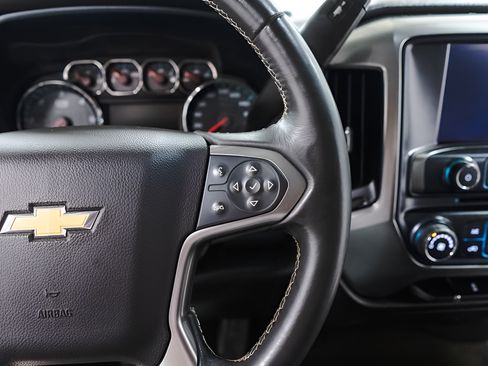 Used 2017 Chevrolet Silverado 2500 LT AWD/4WD image 13