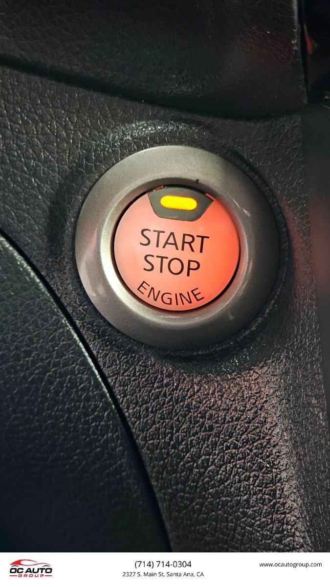 Used 2017 Nissan Sentra SV FWD image 33