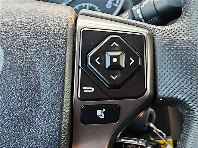 Used 2018 Toyota Tacoma SR5 RWD image 22