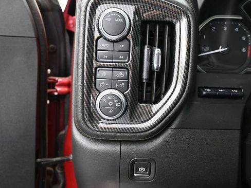 Used 2020 GMC Sierra 1500 AT4 w/ Off-Road Performance Package image 36