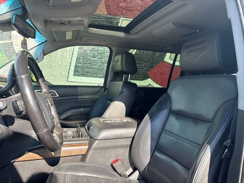 Used 2018 GMC Yukon XL Denali w/ Denali Ultimate Package AWD/4WD image 14