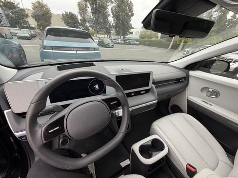 Used 2024 Hyundai Ioniq 5 Limited RWD image 6