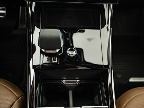 New 2026 Land Rover Range Rover Sport Dynamic SE image 37