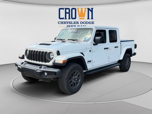 Used 2026 Jeep Gladiator Sport AWD/4WD image 7