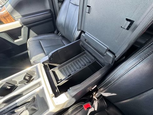 Used 2018 Ford F150 Lariat w/ Equipment Group 502A Luxury AWD/4WD image 22