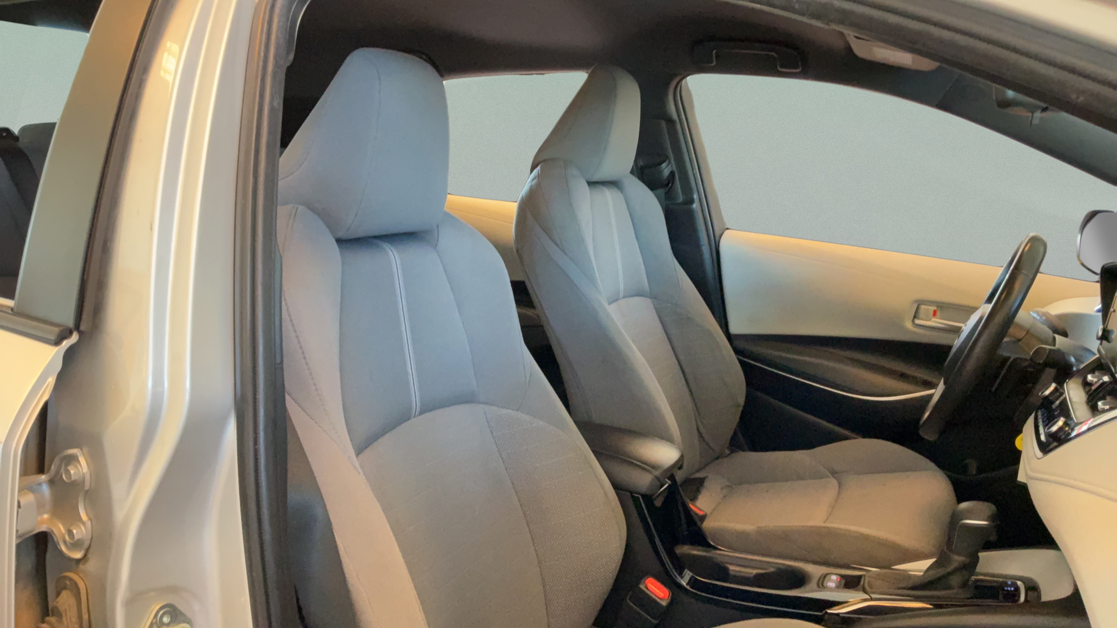 Certified 2022 Toyota Corolla SE FWD image 30