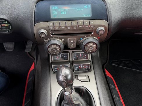 Used 2010 Chevrolet Camaro SS w/ LPO, Ground Effects Package RWD image 22