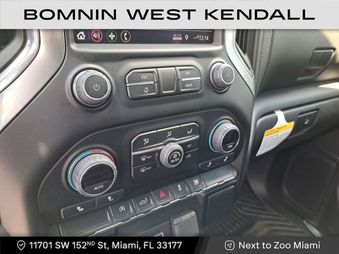 Used 2022 Chevrolet Silverado 1500 RST image 25