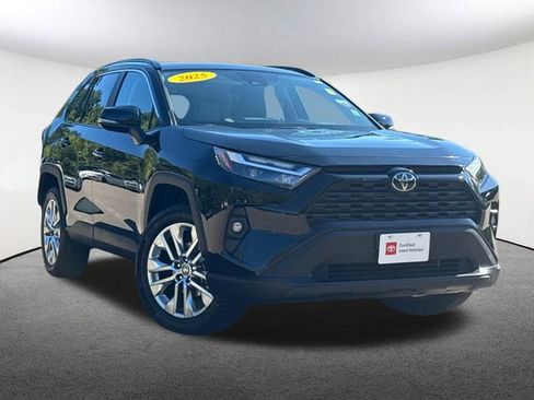 Used 2025 Toyota RAV4 XLE Premium image 2