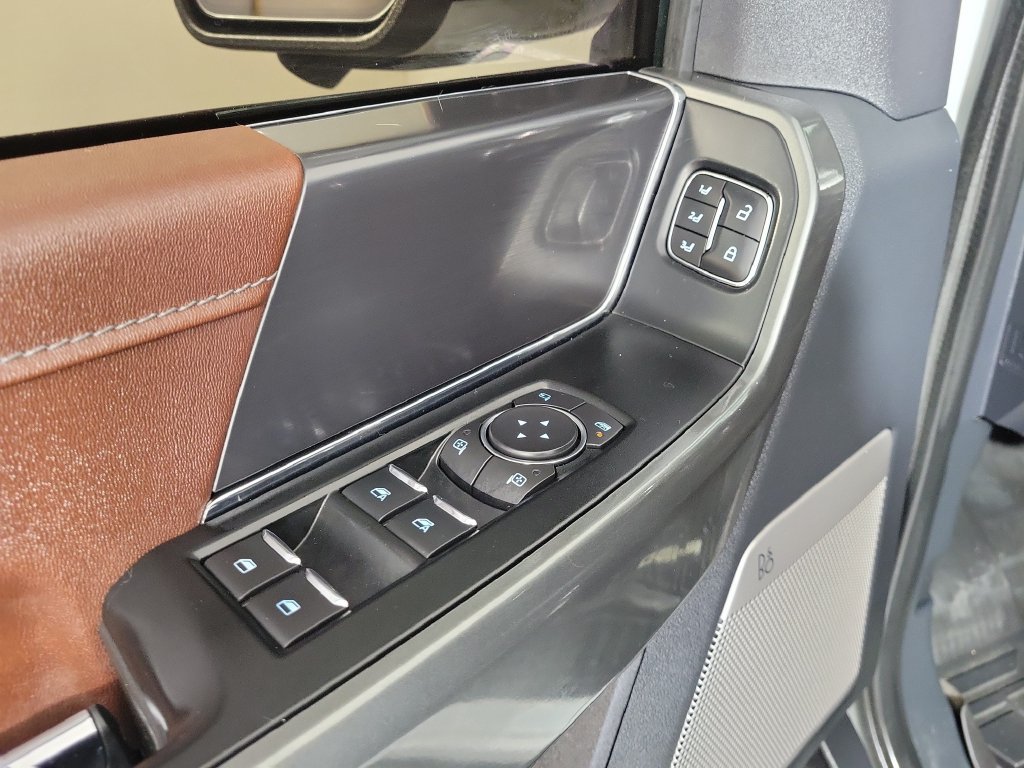 Used 2023 Ford F150 Lariat AWD/4WD image 16