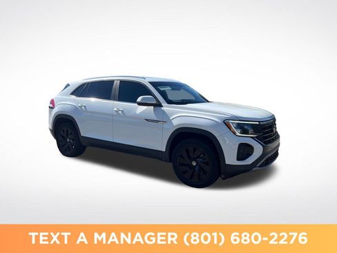 Used 2024 Volkswagen Atlas Cross Sport SE AWD/4WD image 7