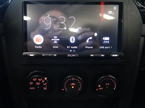 Used 2007 MAZDA MX-5 Miata Sport RWD image 16