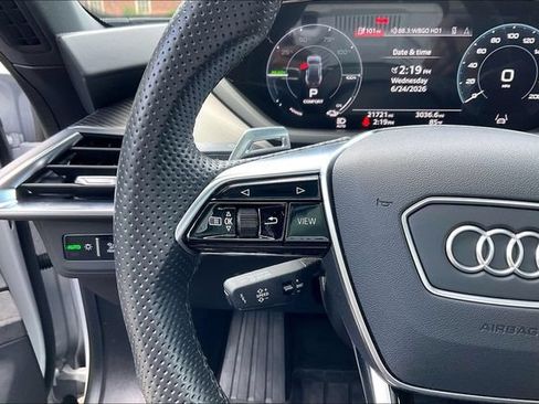 Certified 2023 Audi e-tron GT Premium Plus w/ Performance Package AWD/4WD image 18