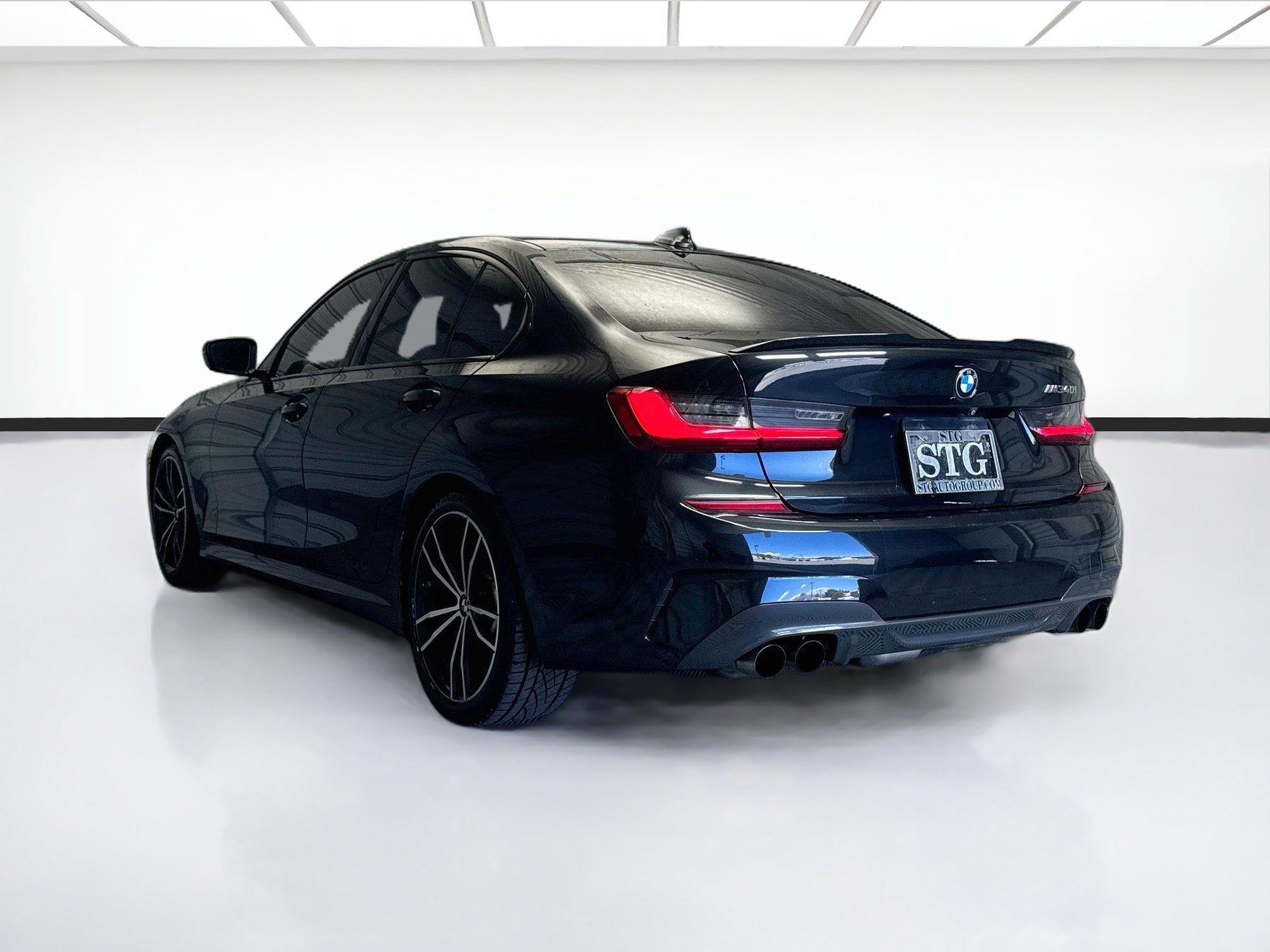 Used 2021 BMW M340i RWD image 6