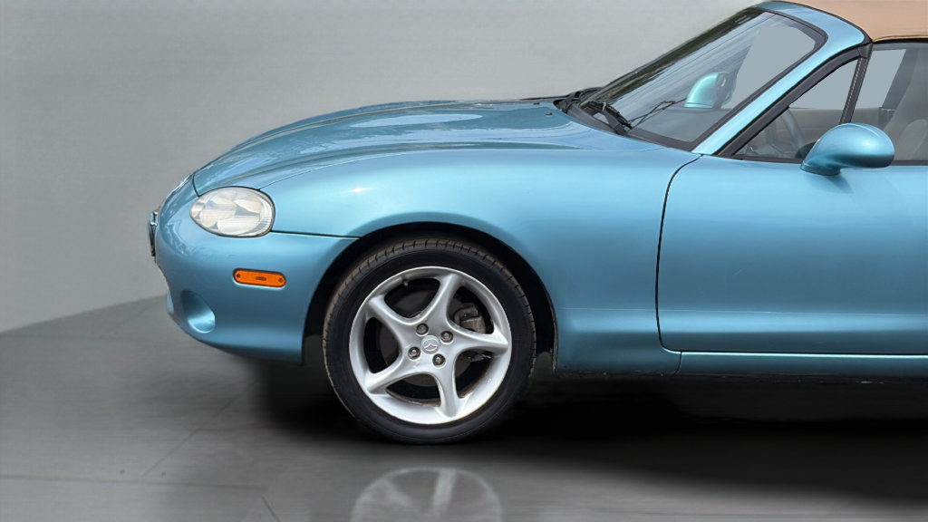 Used 2001 MAZDA MX-5 Miata RWD image 26