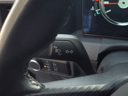 Used 2024 Ford Mustang Convertible image 22