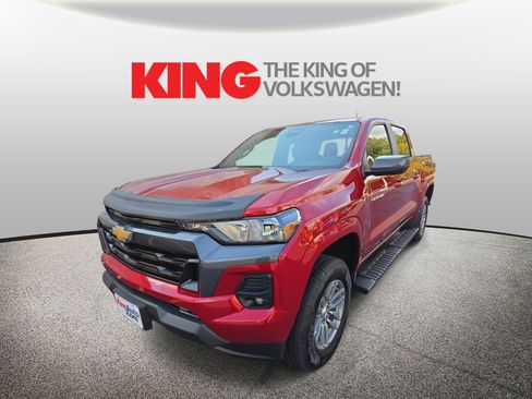 Used 2023 Chevrolet Colorado LT w/ LT Convenience Package image 3