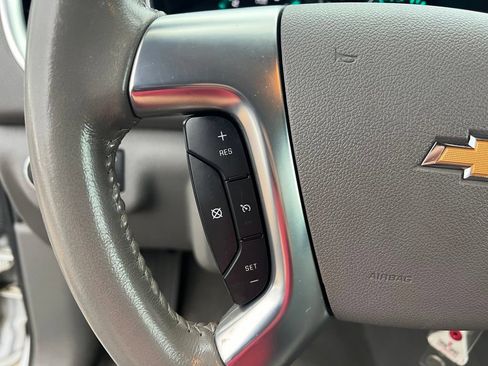 Used 2017 Chevrolet Traverse LT w/ Style and Technology Package AWD/4WD image 46