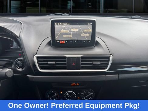 Used 2016 MAZDA MAZDA3 i Sport w/ Preferred Equipment Package FWD image 11
