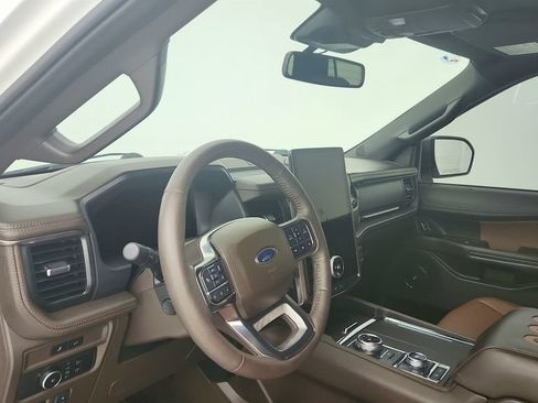 Used 2024 Ford Expedition Max King Ranch AWD/4WD image 13