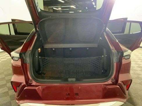 Used 2024 Buick Envista Avenir image 32