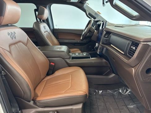 Used 2023 Ford Expedition Max King Ranch image 28