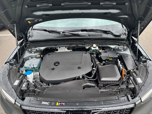 Certified 2026 Volvo XC40 B5 Core w/ Climate Package AWD/4WD image 26